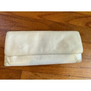 Hobo international cream trifold full size wallet in cream